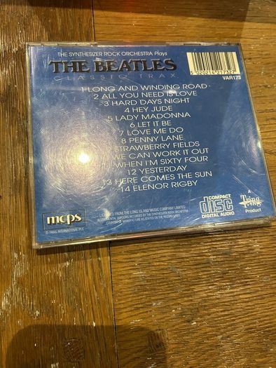 The Synthesizer Rock Orchestra Plays the Beatles Classic Trax