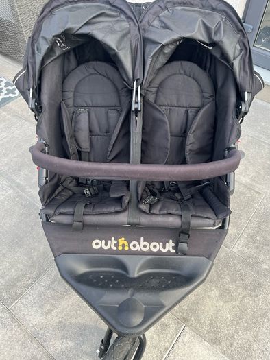 Outnabout Double Buggy V4 + accessories