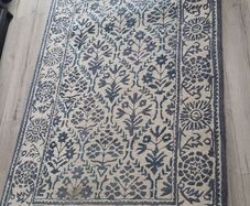 Free rug, good condition