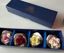 Aynsley placeholder flower set x 4 boxed