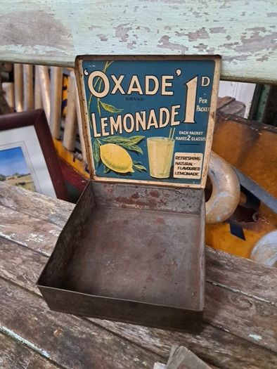 Vintage Lemonade Tin