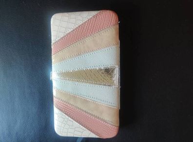 Ardene medium size wallet  Free post
