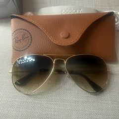 Ray ban Aviator sunglasses