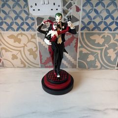 DC Collectibles - Joker and Harley Quinn