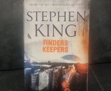 Stephen King. Finders Keepers. First UK edition. (Paperback)