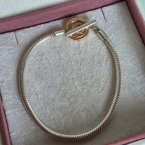 Pandora Moments Two-tone Logo 14k rose gold T-Bar snake chain bracelet  with circular logo toggle clasp size (18.5cm)