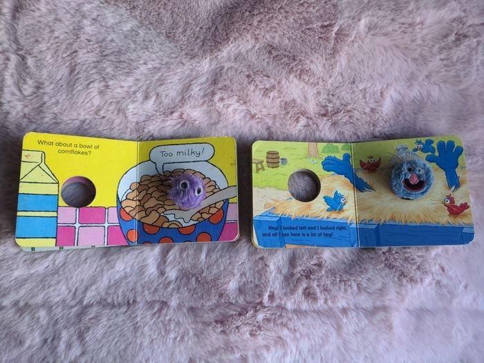 Finger puppet books