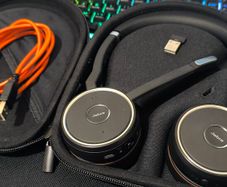 Jabra Evolve 75 SE (2nd Gen)  + Charging Dock