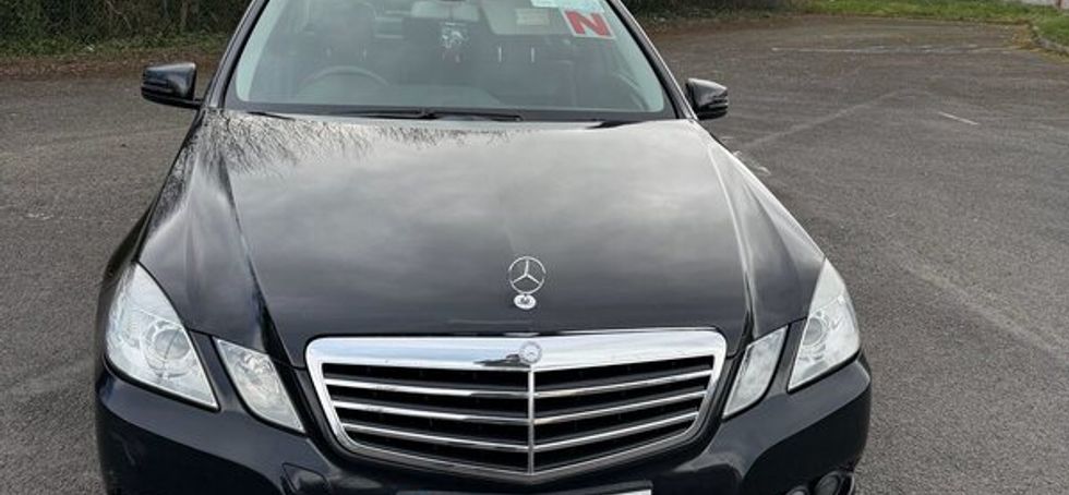 Mercedes E200 2011