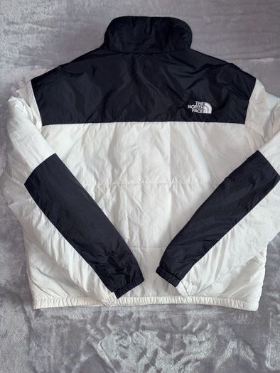 The North Face Size L Gardenia White/Black Gosei Puffer Jacket