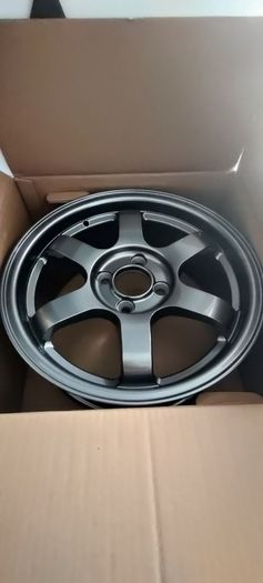 JR3 Alloys 15 Inch Brand New