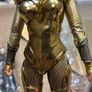 Hot Toys Wonder Woman Gold 1984 Deluxe Image 8