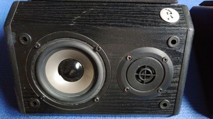Wharfedale Bi-polar surround sound speakers (PAIR)