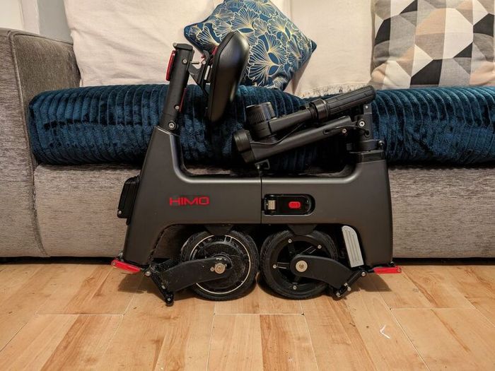 HIMO electric scooter in black