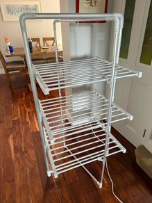 Electric clothes horse