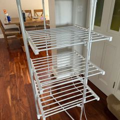 Electric clothes horse