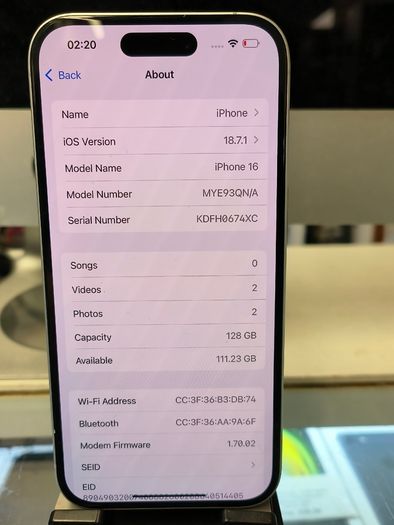 iPhone 16 (128GB, white) | Three Network 92% battery original