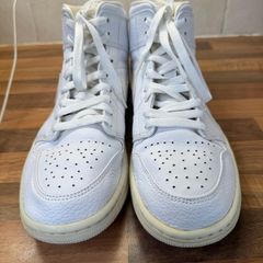 Nike Air Jordan mens hi top  runners