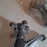Crosshead set taps Image 2