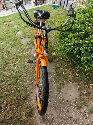 Cruiser Electric bike