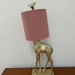 Eye-Catching Home Decor - Giraffe Lamp with Pink Shade
