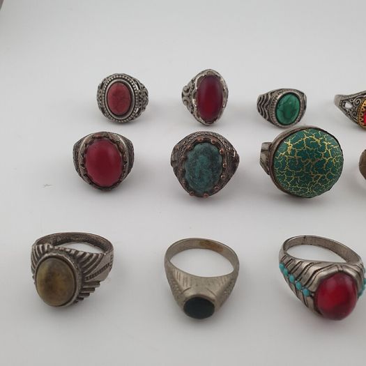 15 Mixed Vintage Rings Antique Style Brass Glass & Stone Collectible Ring Lot