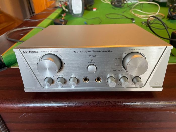 Pioneer DVD player, Philips Blu-ray player and Skytronic amplifier