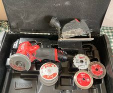 Milwaukee small grinder (cut off)