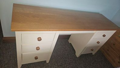 Solid wood dressing table with 6 drawers