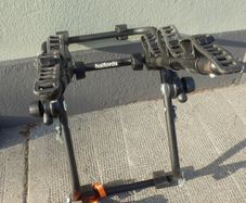 Trunk mounted Three bike rack