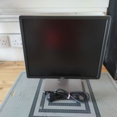 Dell Monitor 19" - P1914Sc