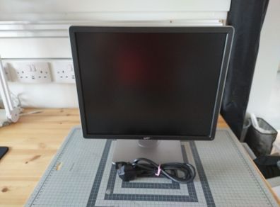Dell Monitor 19" - P1914Sc
