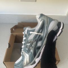 ASICS Gel Kayano 14