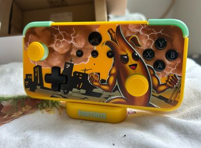 CRKD Neo S Wireless Controller for Nintendo Switch - Peely Fortnite Edition