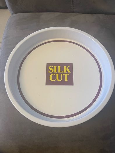 Original Vintage Silkcut Pub Tray (New old Stock) unused.