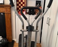 infiniti elliptical trainer