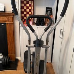 infiniti elliptical trainer
