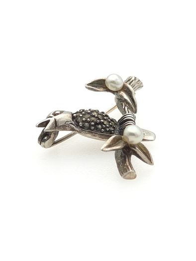 Vintage 925 Sterling Silver Marcasite & Cultured Pearls Singing Bird Brooch