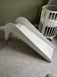 Jupiduu indoor slide