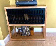 Record cabinet
