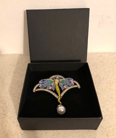 Art Deco Brooch