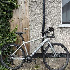Great Condition Carrera Subway Hybrid Bike + Heavy Duty D-Lock + LED Lights  (Moving Sale)