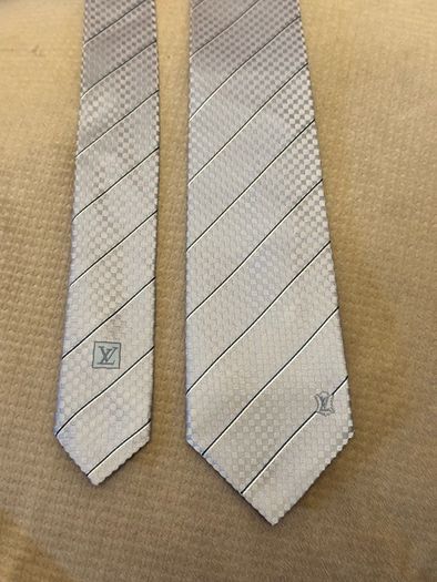 Genuine louis vuitton tie light blue