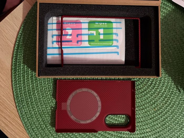 Selling Samsung Galaxy Z Fold 8 Thinborne Case Crimson Red