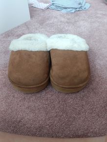 fake UGG slippers