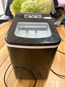 Ice machine