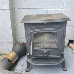 Solid fuel stove