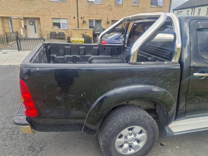 toyota hilux tub