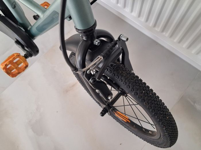 Decathlon BTWIN 16-inch kids bike