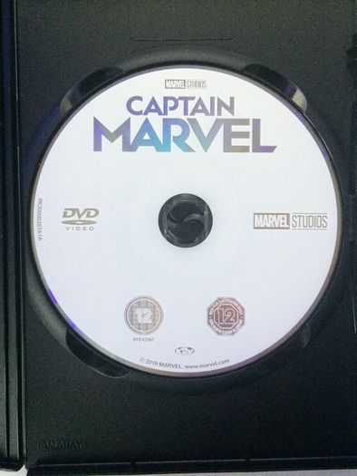 Captain Marvel [2019] (Marvel Comics) Brie Larson, Jude Law & Samuel L Jackson [Movie DVD]